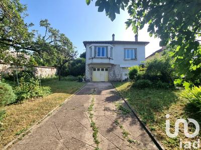 Maison - 111 m² - 5 pièces