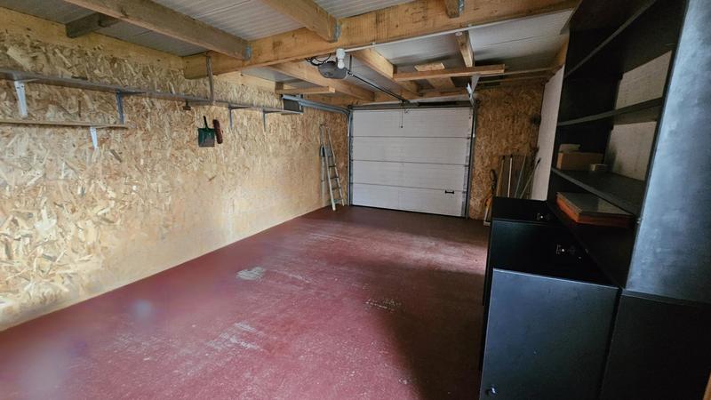 Maison - 92 m² - 5 pièces