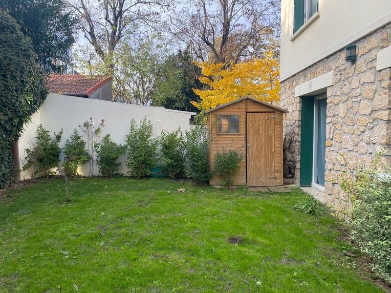 Maison - 250 m² - 7 pièces