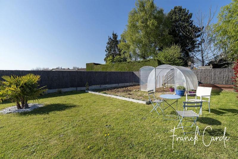 Maison - 159 m² - 8 pièces