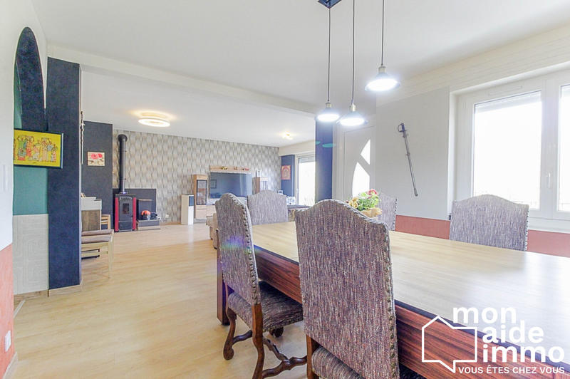 Maison - 98 m² - 4 pièces