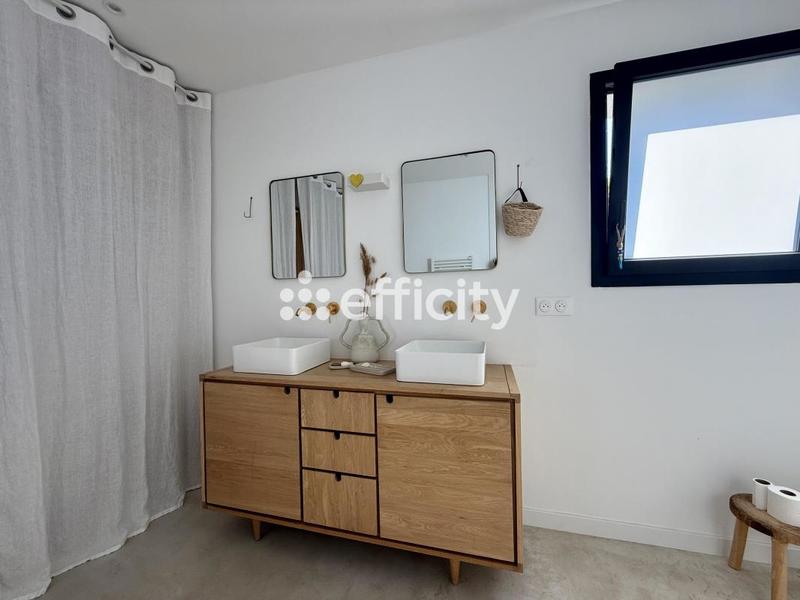 Maison - 104 m² - 4 pièces