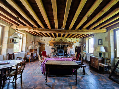 Maison - 94 m² - 5 pièces