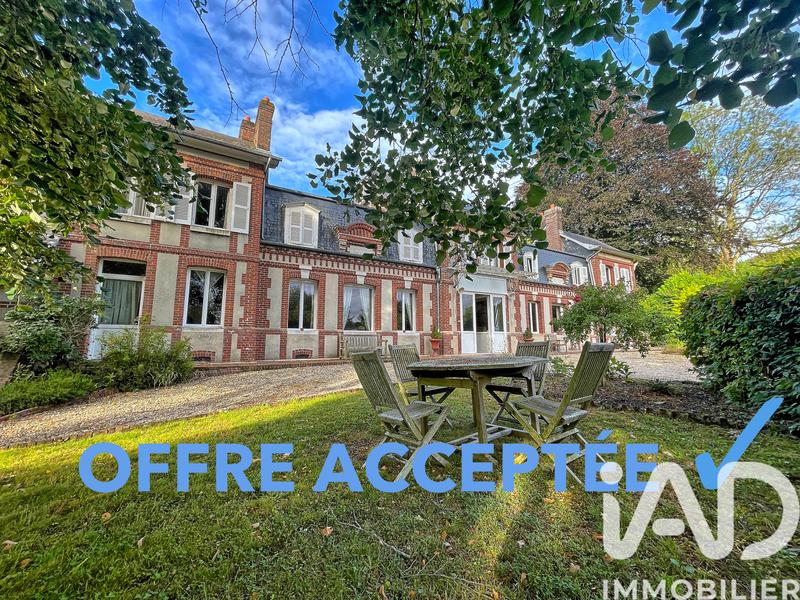 Maison - 319 m² - 12 pièces