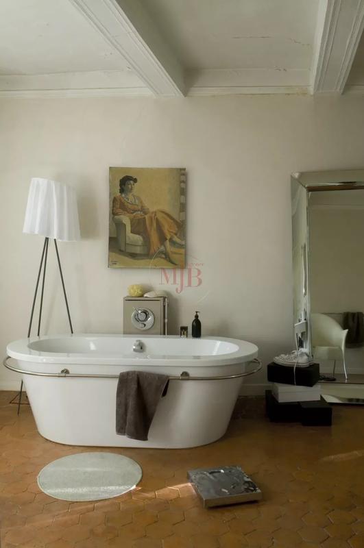 Maison de village - 350 m² - 12 pièces