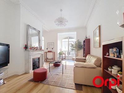 Appartement - 81 m² - 4 pièces