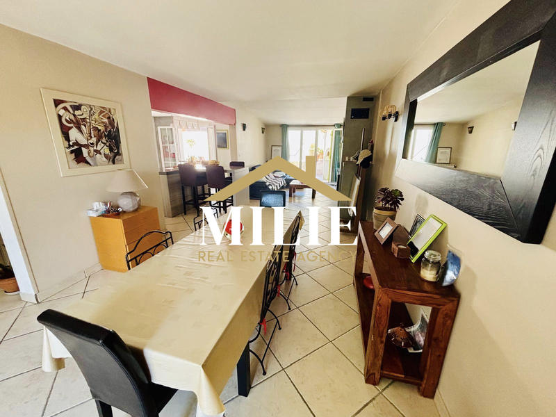 Maison - 95 m² - 4 pièces