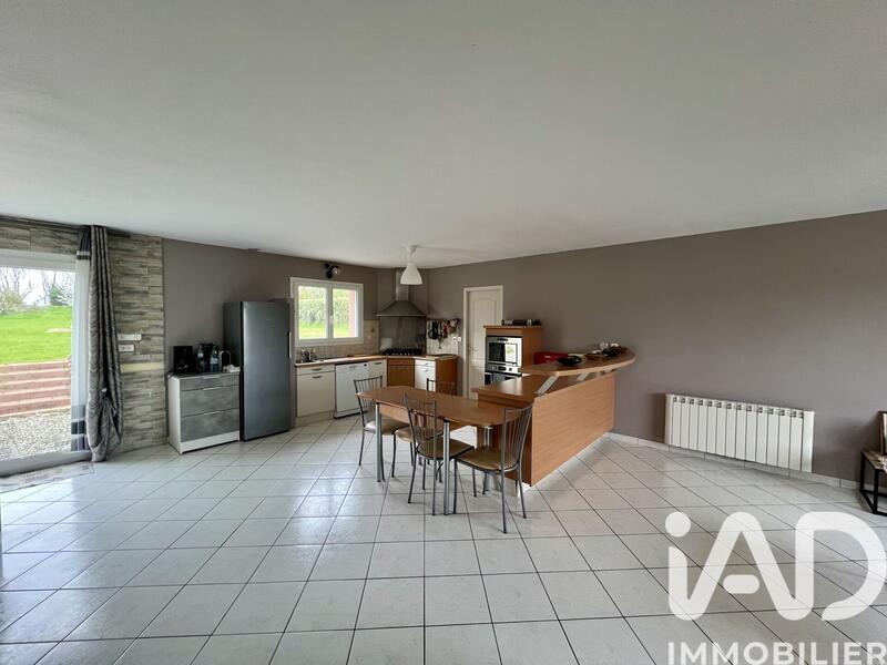 Maison - 163 m² - 7 pièces