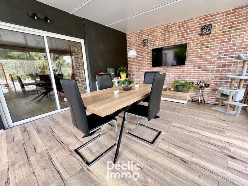 Maison - 121 m² - 5 pièces