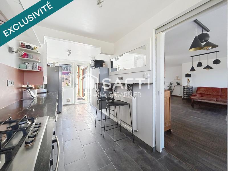 Maison - 140 m² - 6 pièces