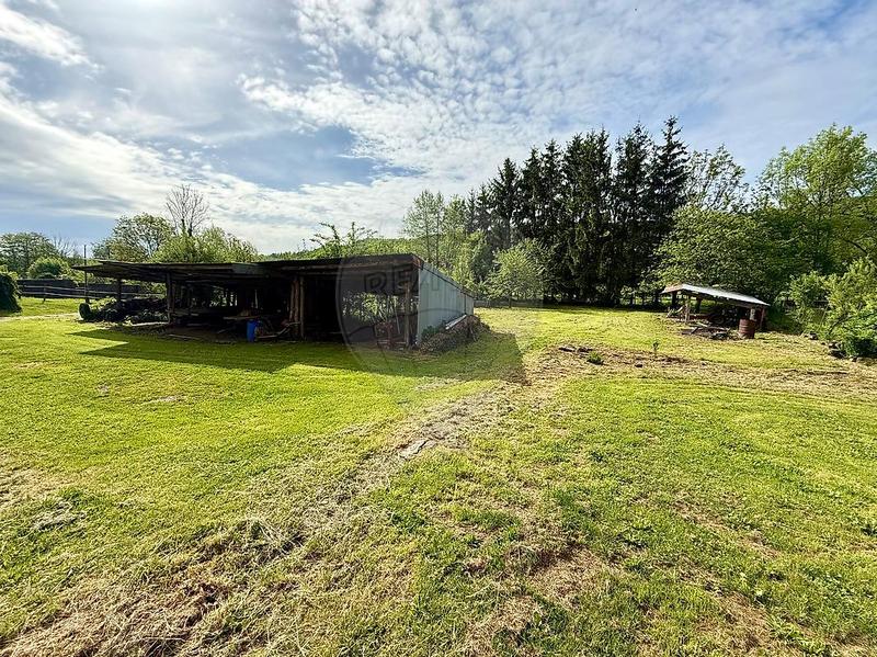 Maison - 300 m² - 6 pièces