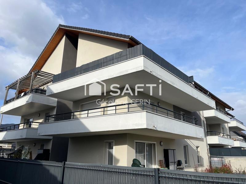 Appartement - 82 m² - 4 pièces