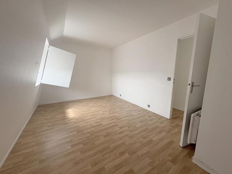 Appartement - 96 m² - 4 pièces