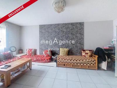 Maison - 85 m² - 6 pièces