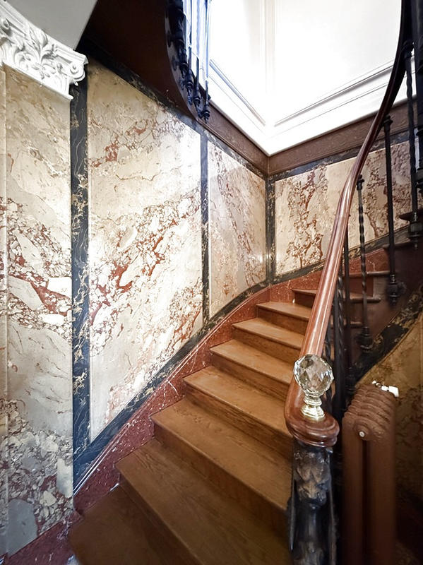 Maison - 278 m² - 8 pièces