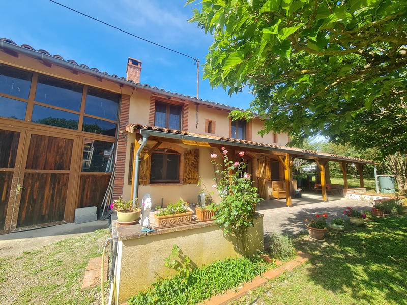 Maison - 140 m² - 7 pièces