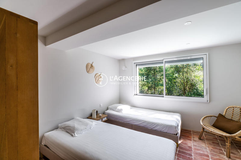 Maison - 161 m² - 5 pièces