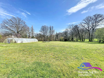 Maison - 210 m² - 7 pièces