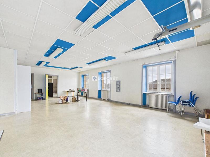 Maison - 585 m² - 18 pièces