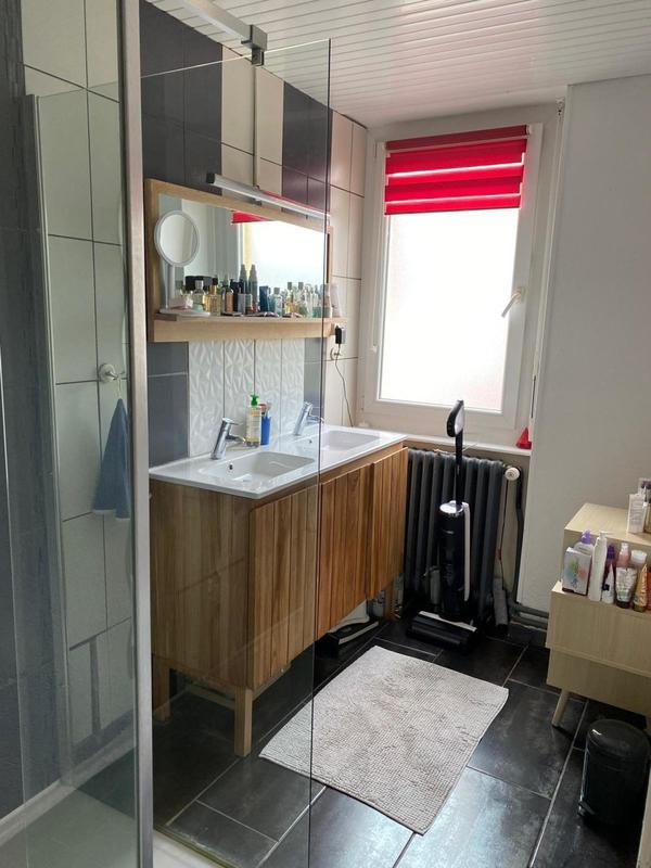 Maison - 243 m² - 6 pièces