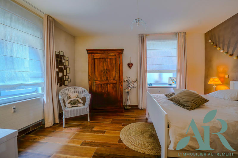 Appartement - 101 m² - 4 pièces