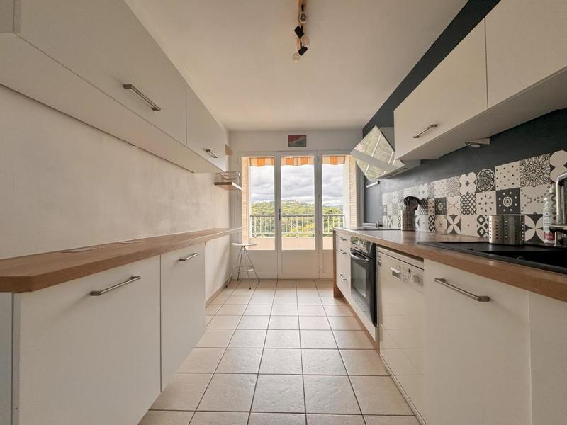 Appartement - 70 m² - 3 pièces