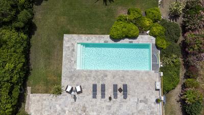 Villa - 265 m² - 9 pièces