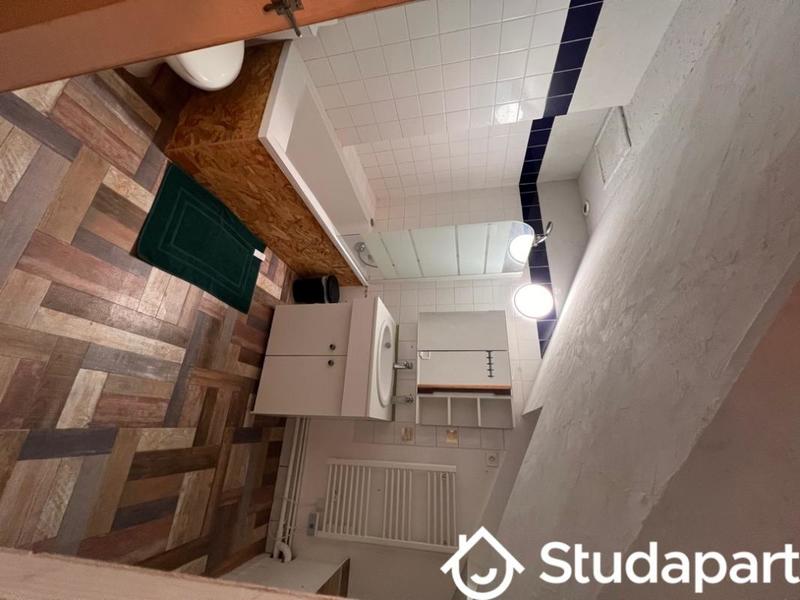 Chambre - 11 m² - 1 pièce