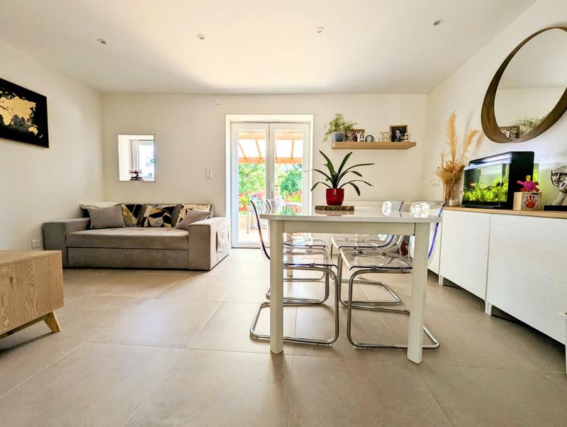 Maison - 80 m² - 4 pièces