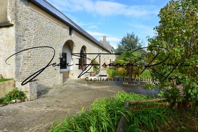 Maison - 290 m² - 9 pièces