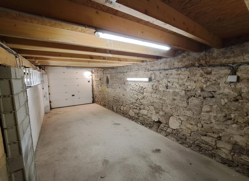 Maison - 213 m² - 10 pièces