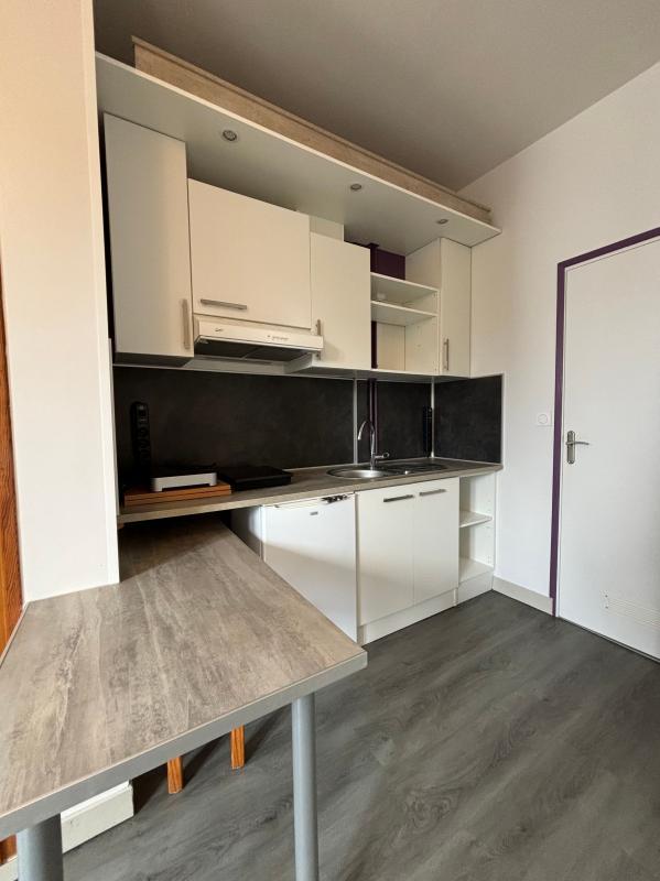 Immeuble - 140 m² - 9 pièces