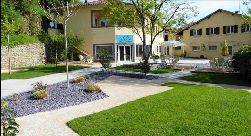 Local d'activité / Entrepôt - 233 m²