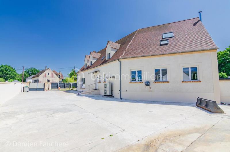 Demeure - 310 m² - 10 pièces