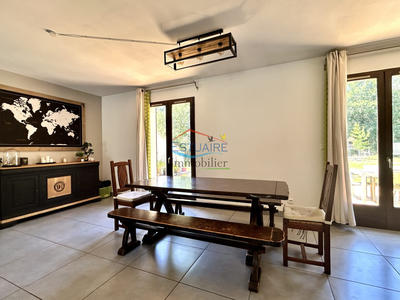 Maison - 140 m² - 7 pièces