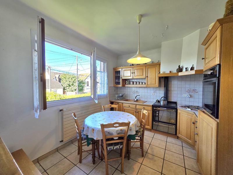 Maison - 122 m² - 5 pièces