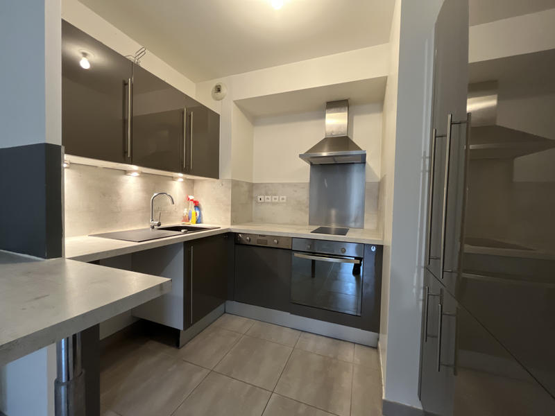 Appartement - 60 m² - 3 pièces