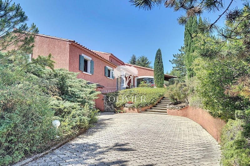 Villa - 172 m² - 5 pièces