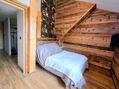 Maison - 101 m² - 5 pièces