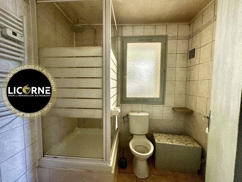 Villa - 168 m² - 9 pièces