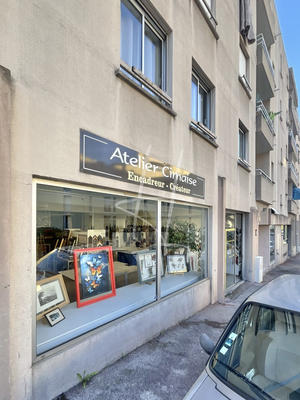 Fonds de commerce - 117 m²