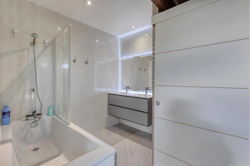 Duplex - 84 m² - 4 pièces