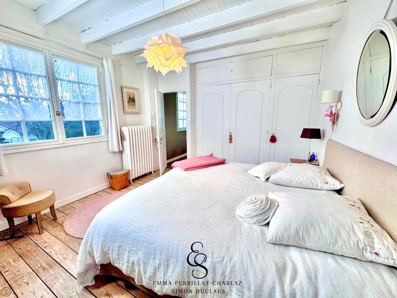 Villa - 230 m² - 11 pièces