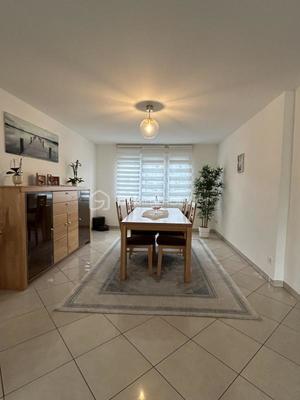 Maison - 157 m² - 8 pièces