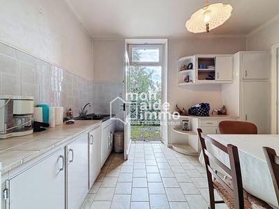 Maison - 96 m² - 4 pièces