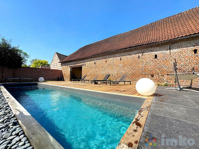 Ferme - 382 m² - 10 pièces