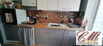 Appartement - 80 m² - 4 pièces