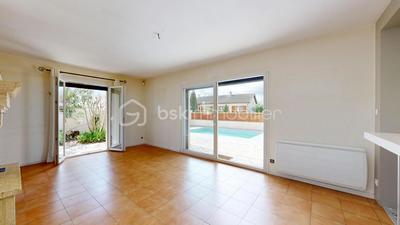 Demeure - 137 m² - 5 pièces