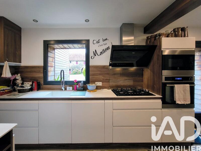 Maison - 186 m² - 5 pièces