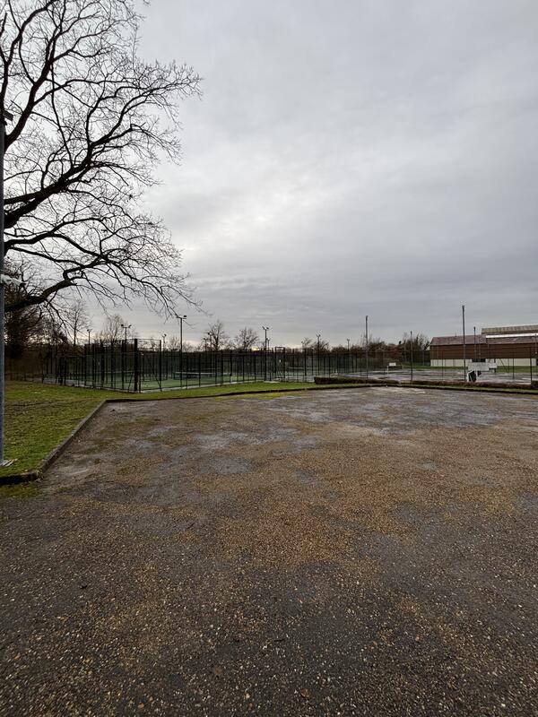 Vide grenier - domaine de lassy